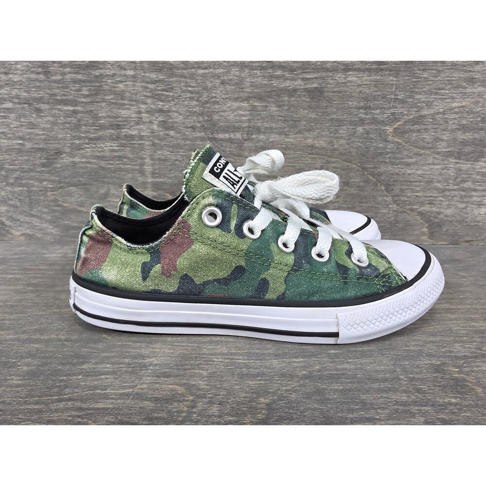 Converse Chuck Taylor All Star Green Camo Low Top Sneakers Size 1 Junior
